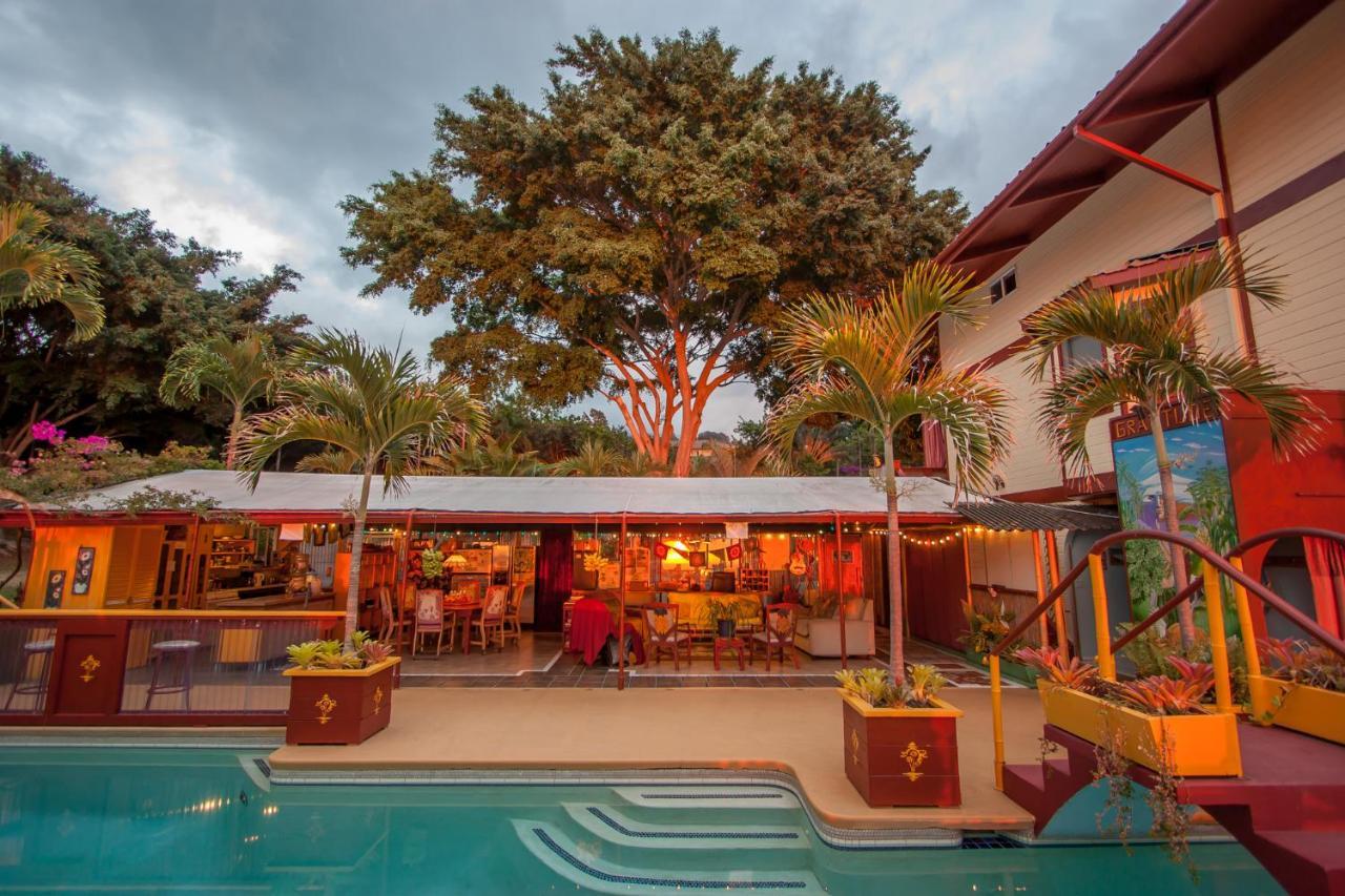 Banyan Tree Sanctuary Guest House Kalaoa Экстерьер фото