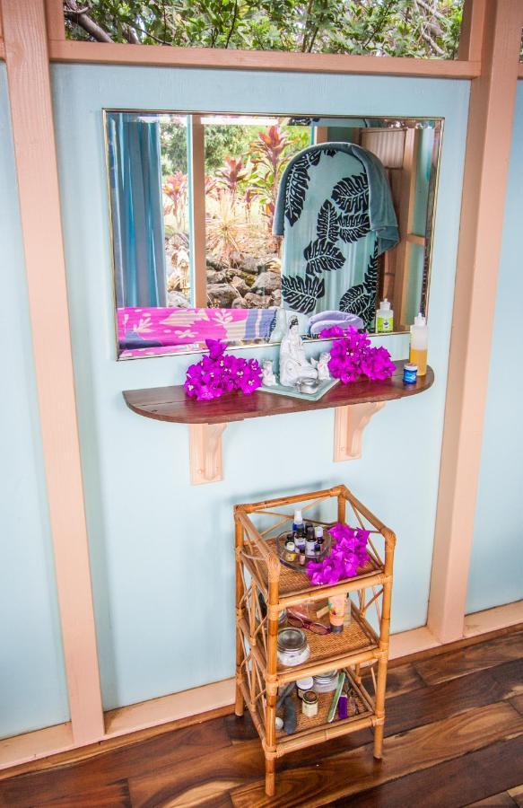 Banyan Tree Sanctuary Guest House Kalaoa Экстерьер фото